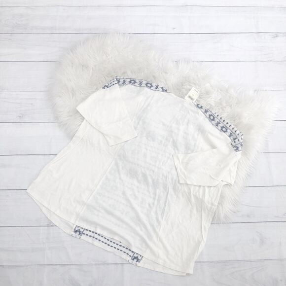 Lucky Brand Women's White Geo Embroidered Round Neck Longsleeve Top Plus 3X - Picture 7 of 7